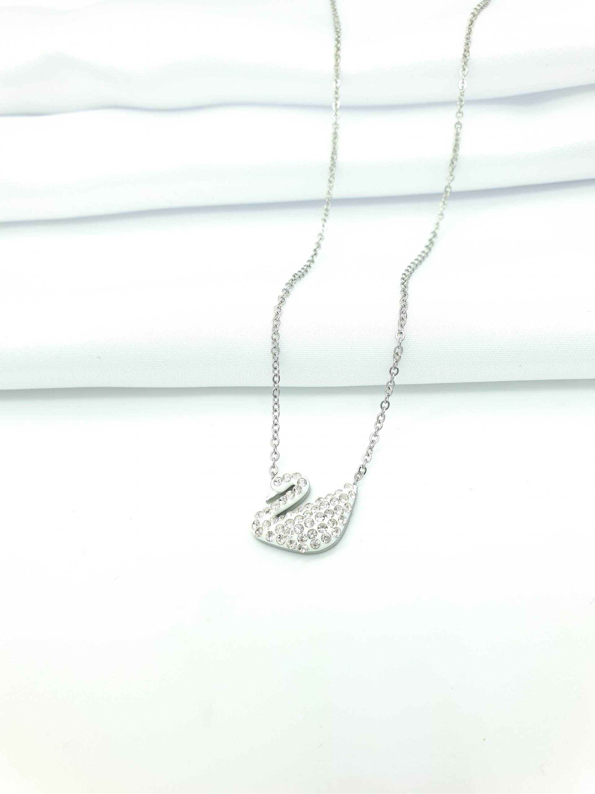 Κολιέ  white swan ασημί