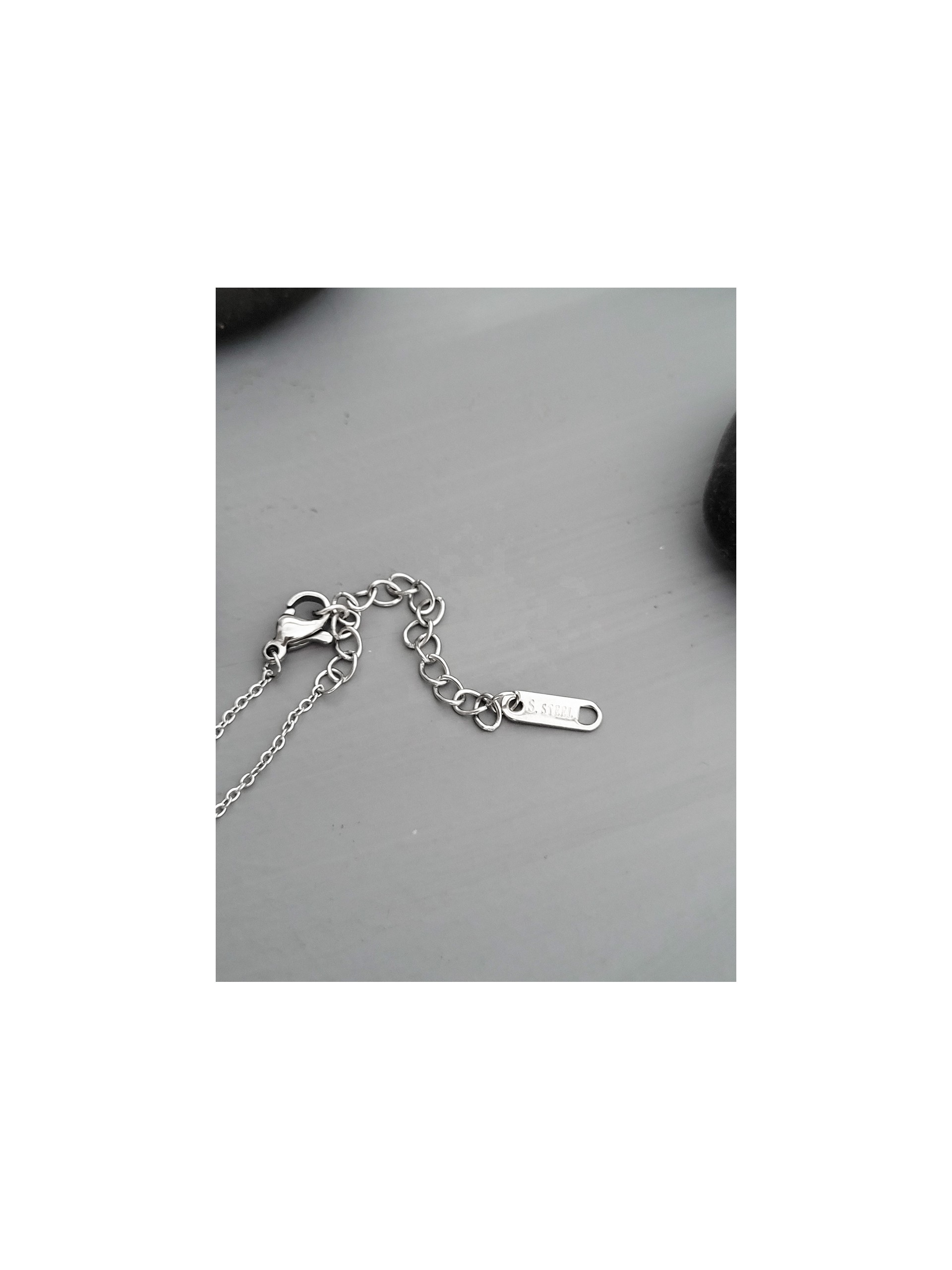 Κολιέ σταυρός specific ασημί