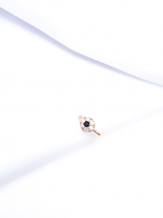 Σκουλαρίκι Ear Cuff black flower