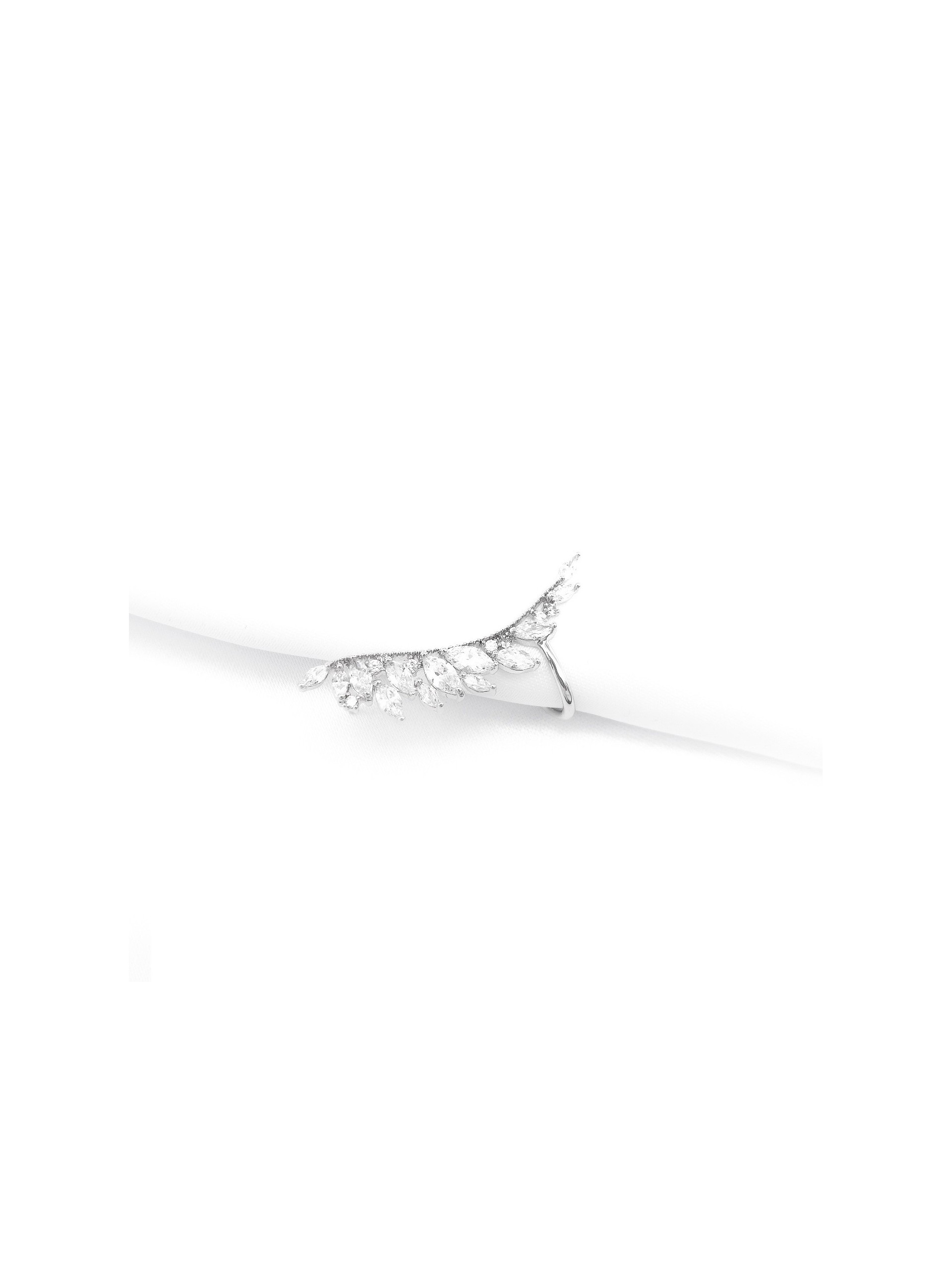 Σκουραρίκι Ear Climbers leaf