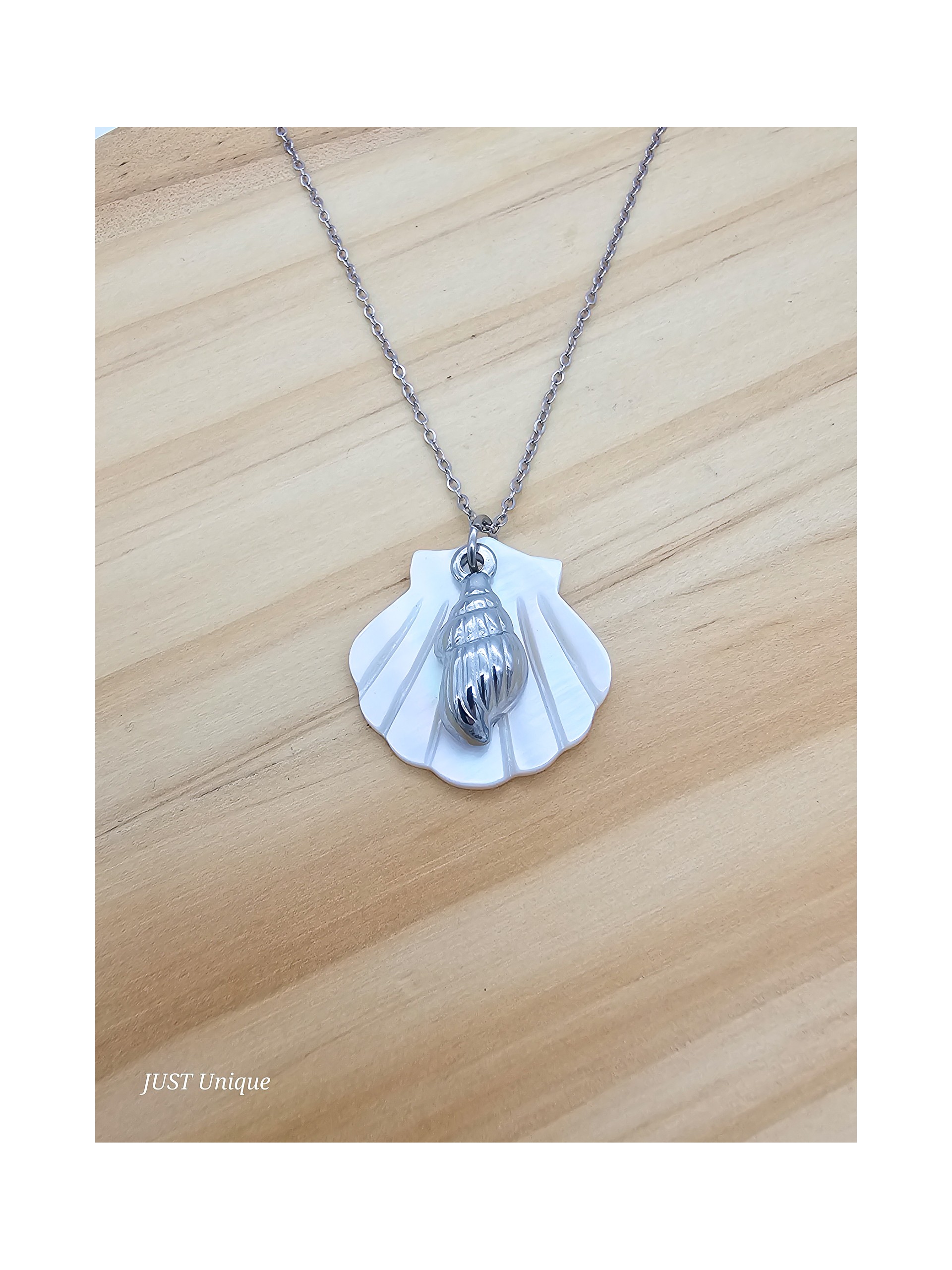 Κολιέ Natural Shell ασημί