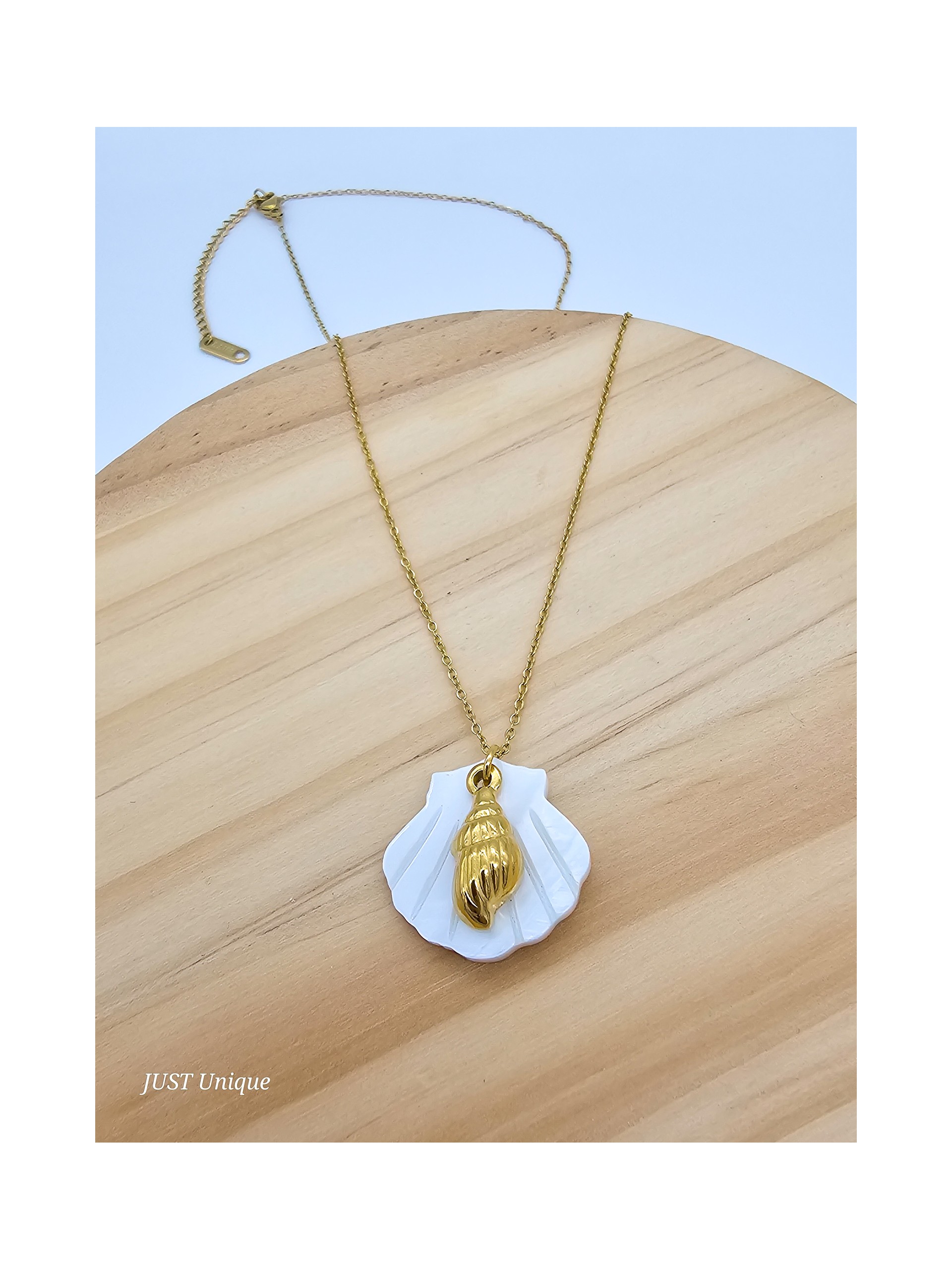 Κολιέ Natural Shell χρυσό